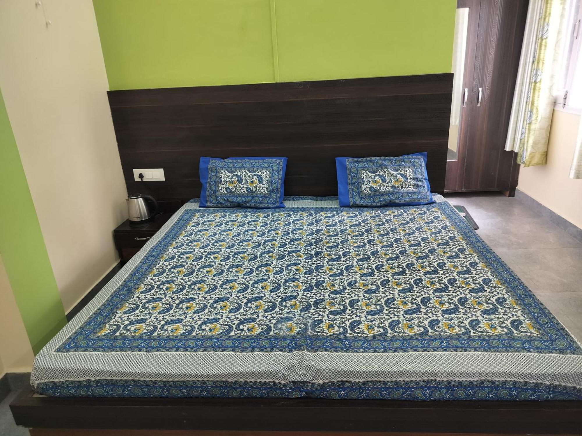 Tree Valley Homestay Chail Exterior photo